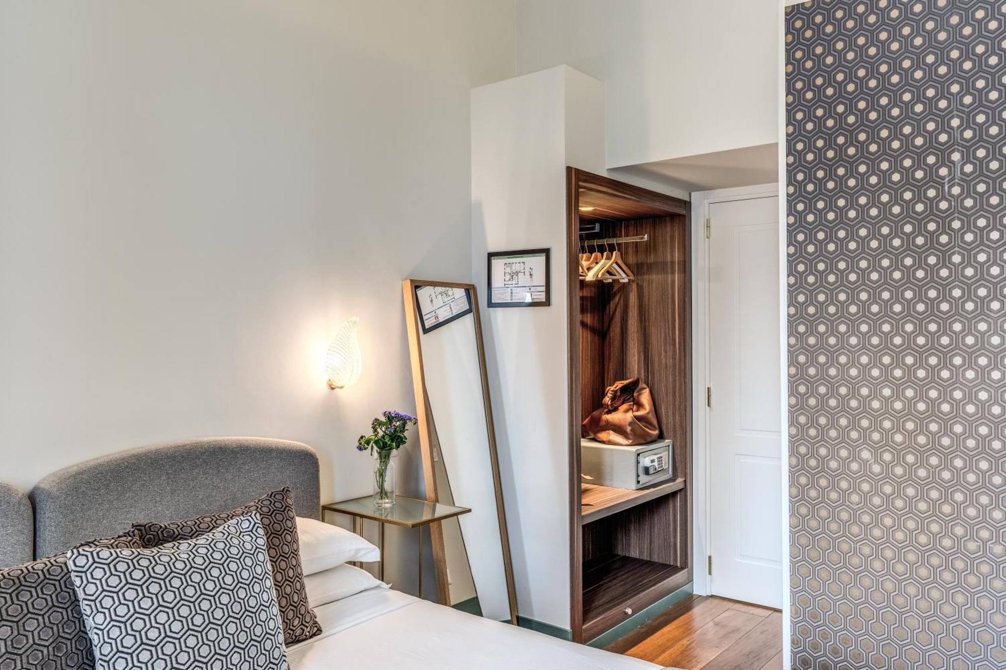 Tree Charme Trilussa Bed & Breakfast Рим Екстериор снимка