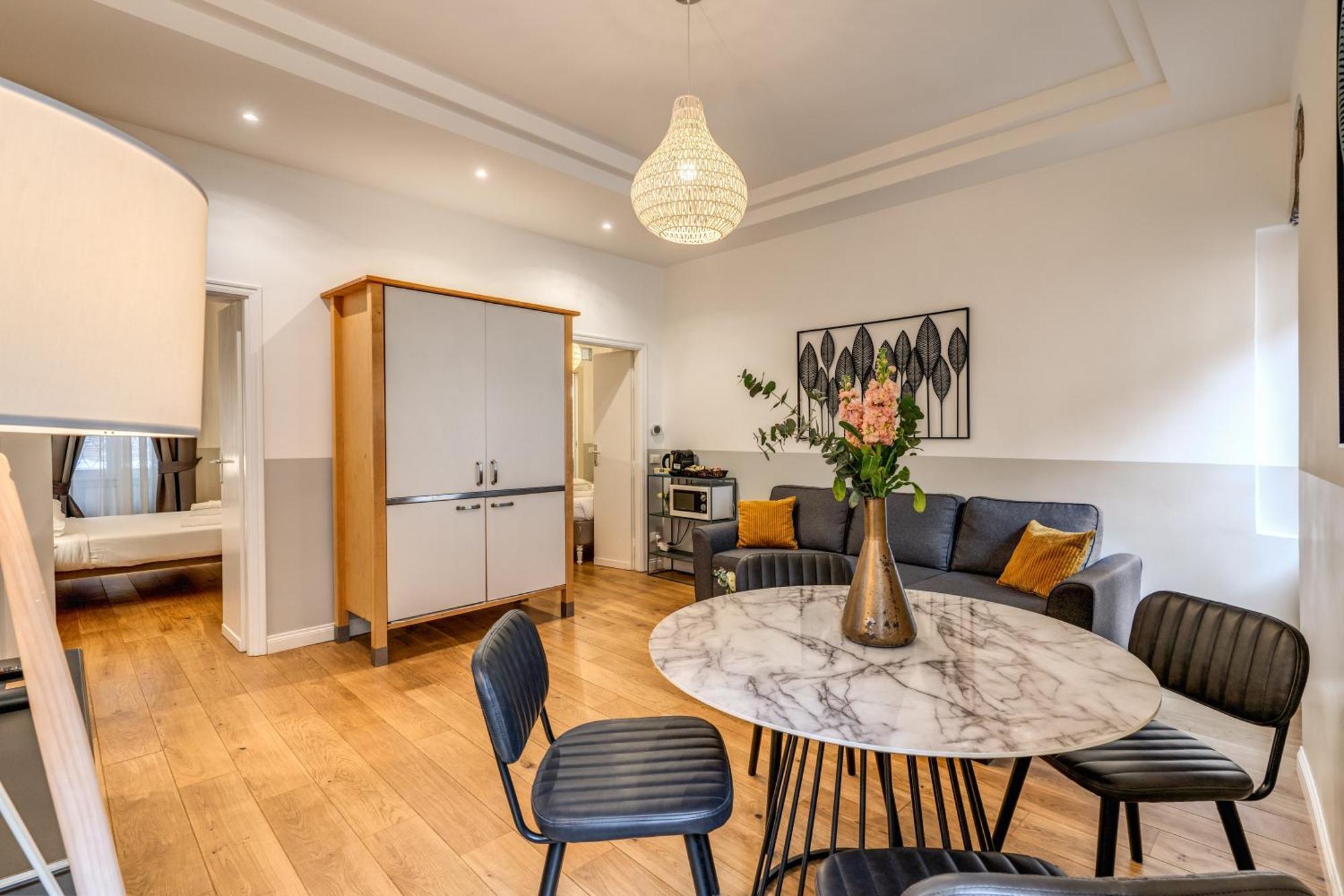 Tree Charme Trilussa Bed & Breakfast Рим Стая снимка
