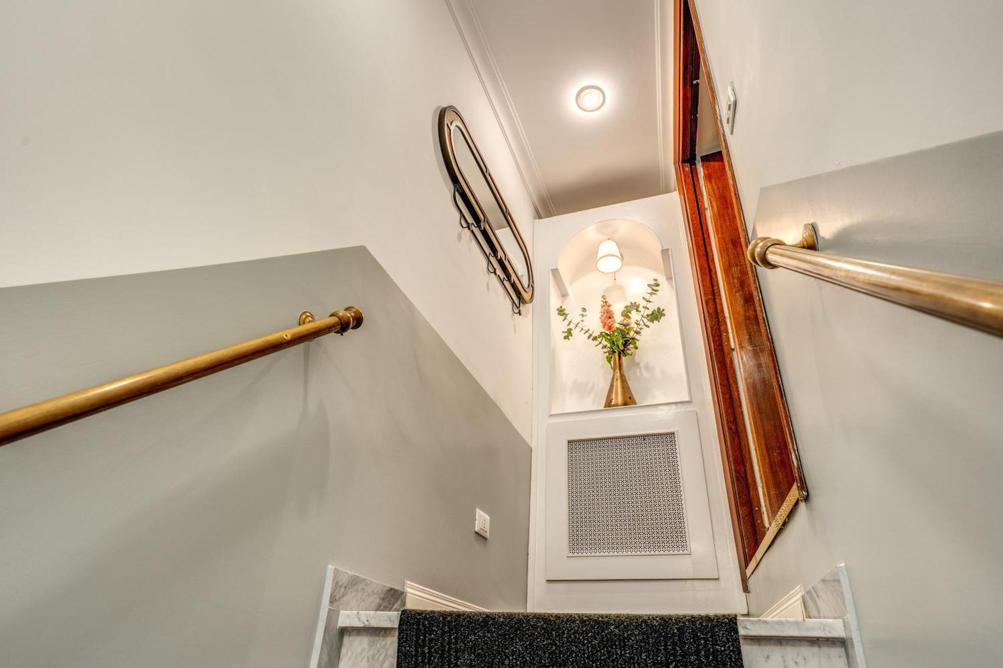 Tree Charme Trilussa Bed & Breakfast Рим Стая снимка